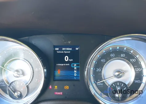 2013 Chrysler 300C z USA, uszkodzony, nr VIN 2C3CCAEG7DH727559